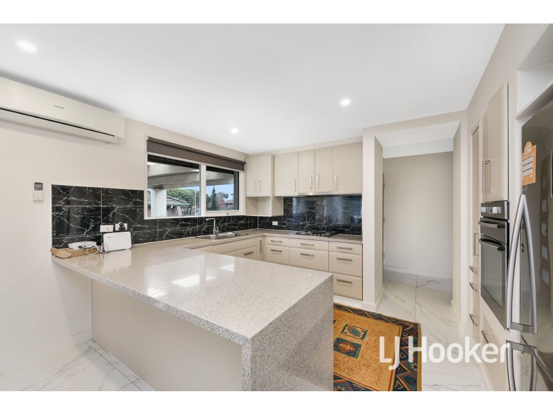 12 Simpson Court, Hallam VIC 3803