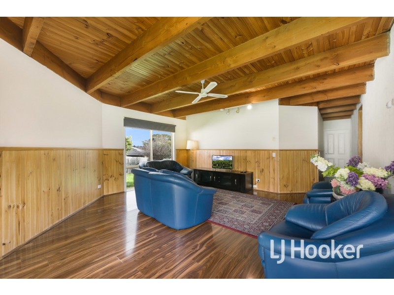 12 Simpson Court, Hallam VIC 3803