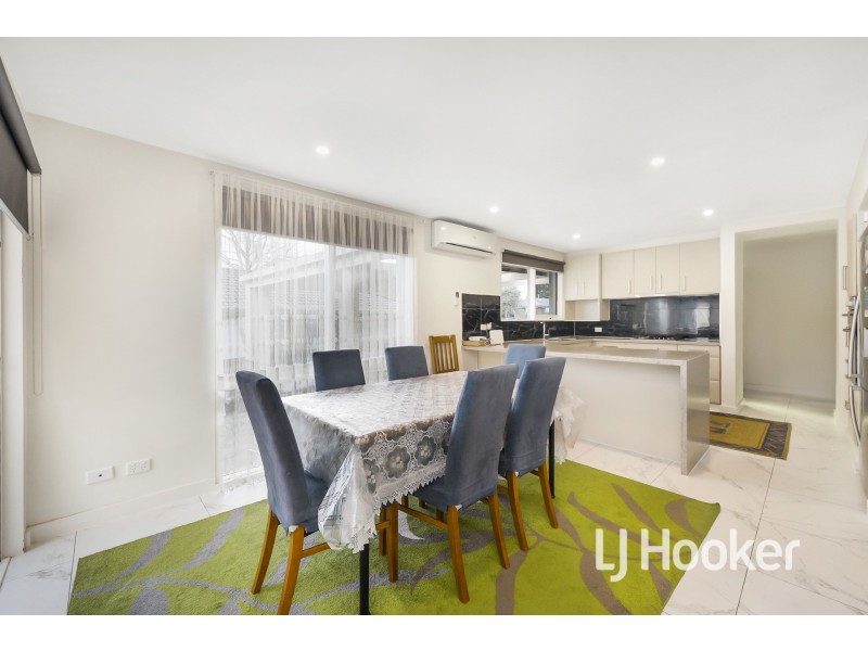 12 Simpson Court, Hallam VIC 3803