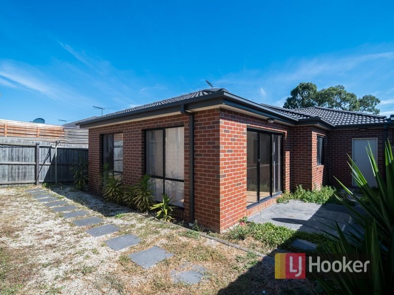 8/21 Kingfisher Drive, Doveton VIC 3177