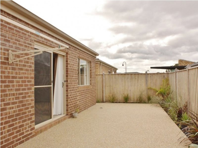 47 Gregson Grove, Lyndhurst VIC 3975
