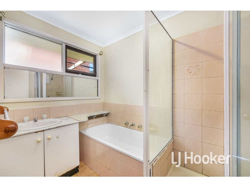 1/137 Fordholm Road, Hampton Park VIC 3976