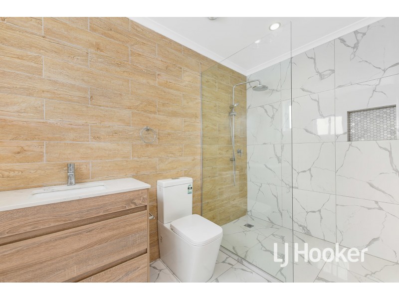 1/39 Carlisle Road, Hallam VIC 3803