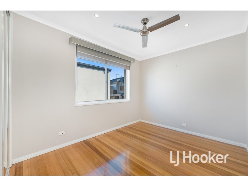 1/39 Carlisle Road, Hallam VIC 3803