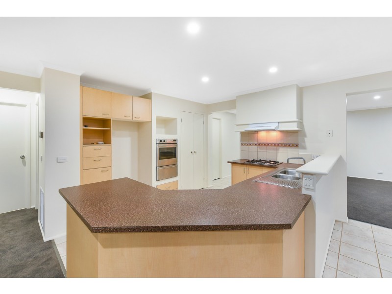 30 Central Park Way, Cranbourne West VIC 3977