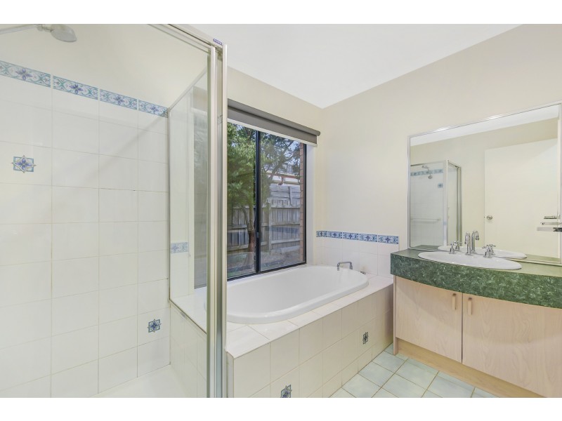 30 Central Park Way, Cranbourne West VIC 3977