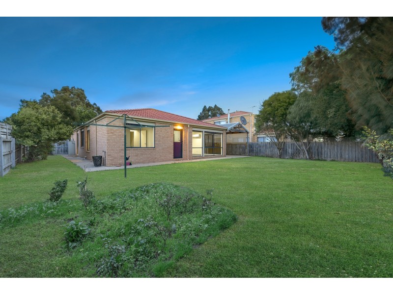 30 Central Park Way, Cranbourne West VIC 3977