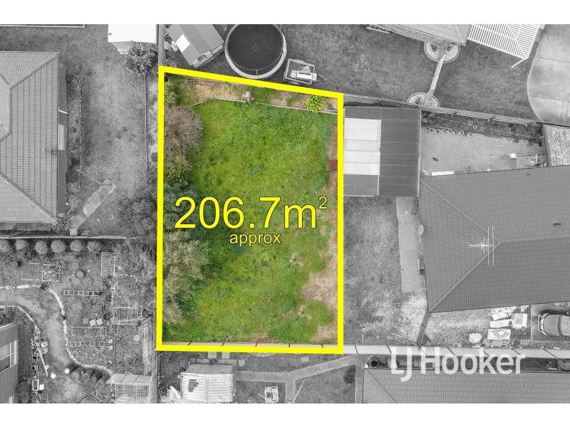 2/57 Warana Drive, Hampton Park VIC 3976