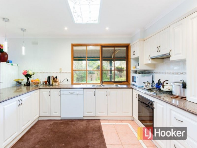 15-16 St James Court, Narre Warren VIC 3805