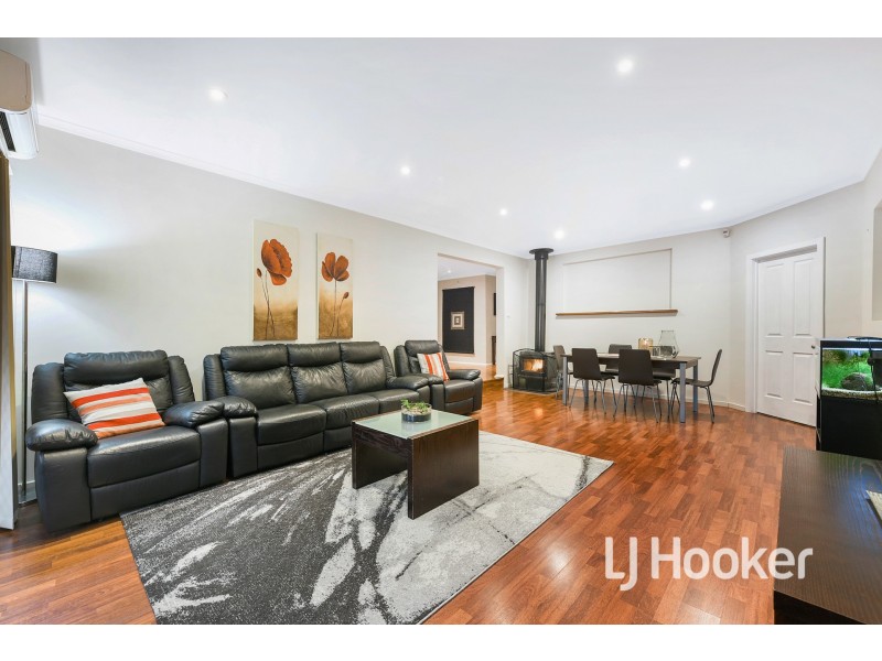7 Ravensthorpe Crescent, Narre Warren VIC 3805