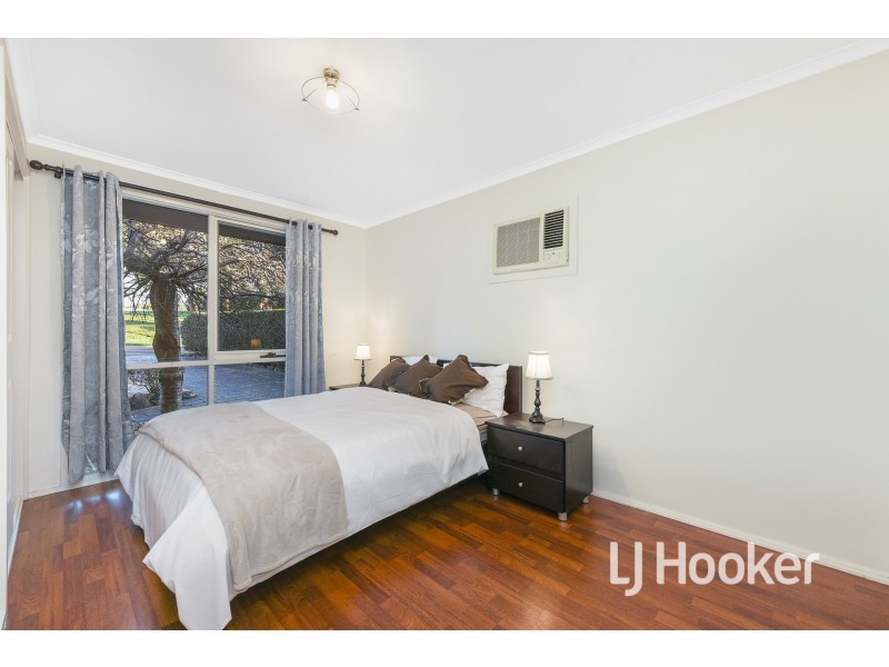 7 Ravensthorpe Crescent, Narre Warren VIC 3805