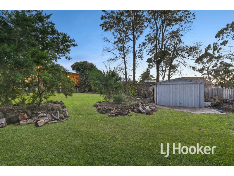 7 Ravensthorpe Crescent, Narre Warren VIC 3805