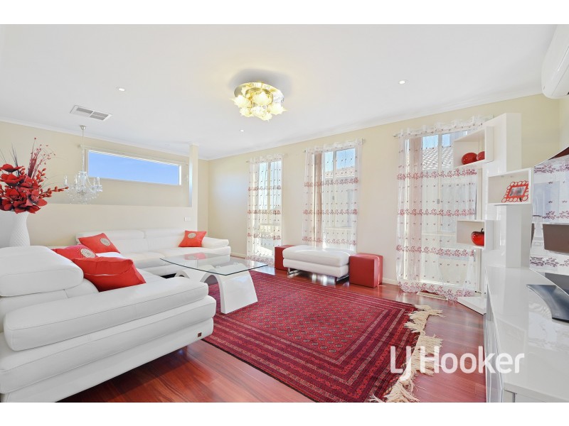 49 Tomasetti Crescent, Narre Warren VIC 3805