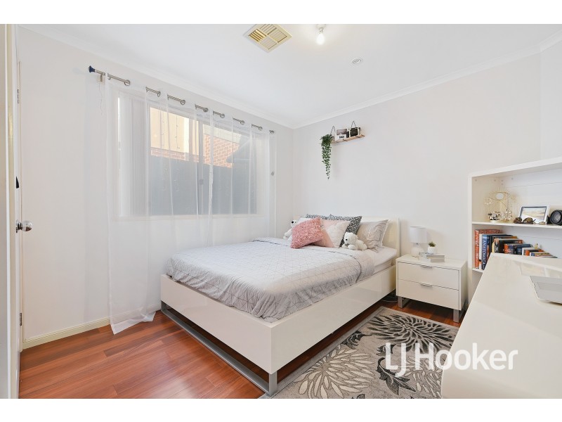 49 Tomasetti Crescent, Narre Warren VIC 3805