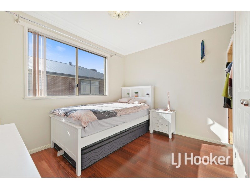 49 Tomasetti Crescent, Narre Warren VIC 3805