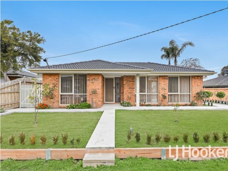 12 Carmen Court, Hampton Park VIC 3976