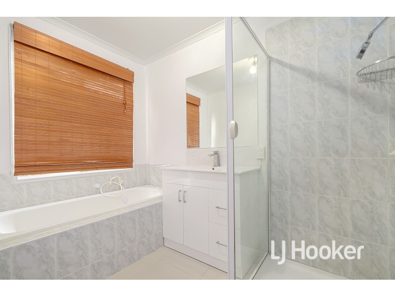 21 Tranter Square, Lynbrook VIC 3975