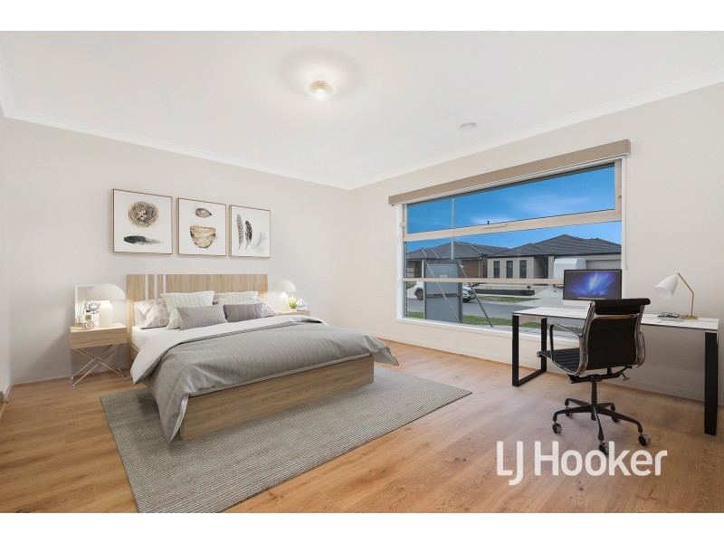 27 Merrin Circuit, Clyde North VIC 3978