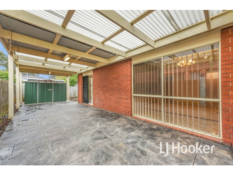 6 Stream Walk, Hallam VIC 3803