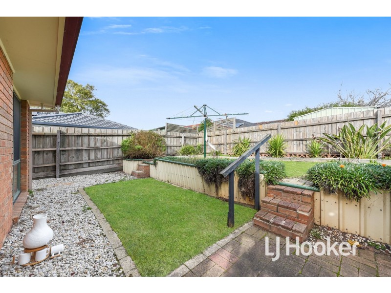 2 Dusk Court, Hampton Park VIC 3976
