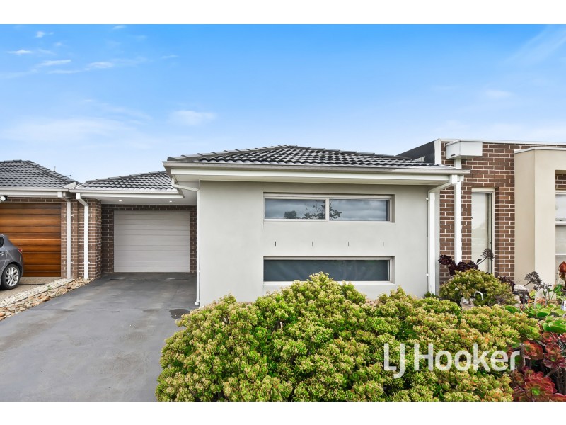 58 Bona Vista Rise, Clyde VIC 3978