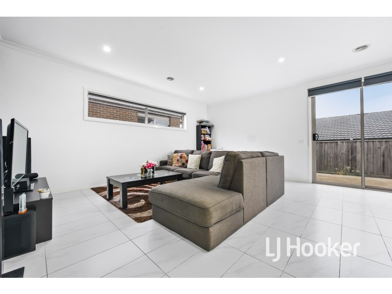 58 Bona Vista Rise, Clyde VIC 3978