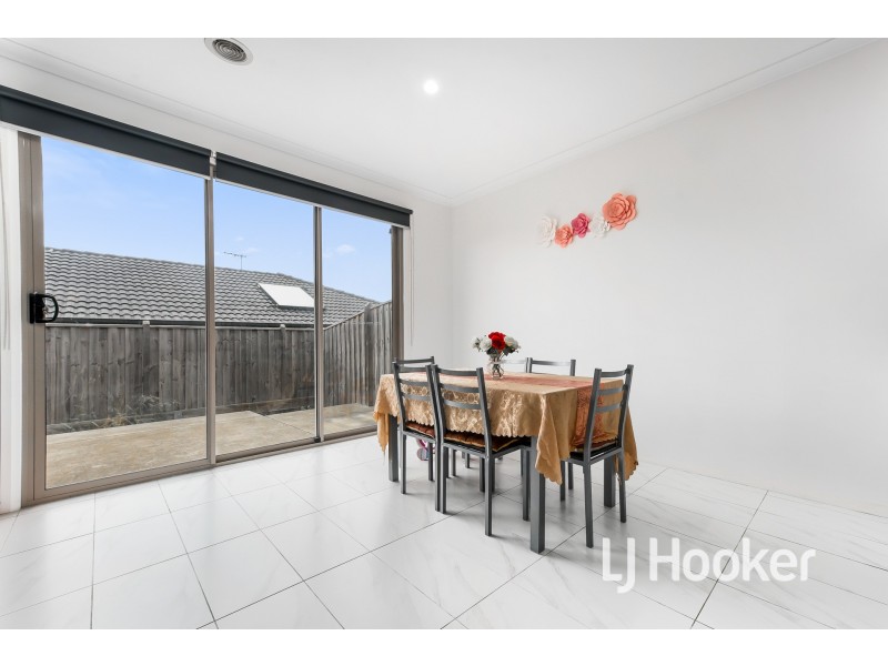 58 Bona Vista Rise, Clyde VIC 3978