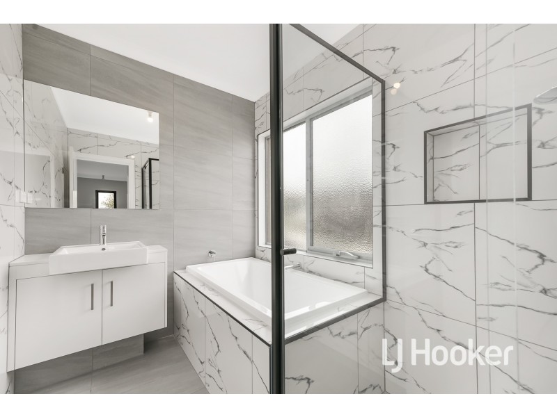 12 Box Street, Doveton VIC 3177