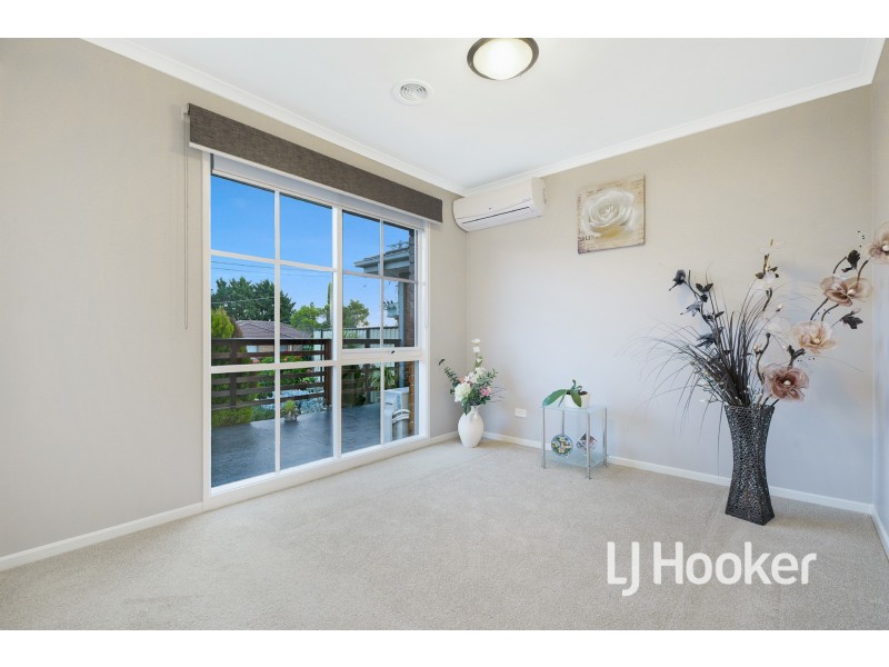 1 Dianna Court, Hampton Park VIC 3976