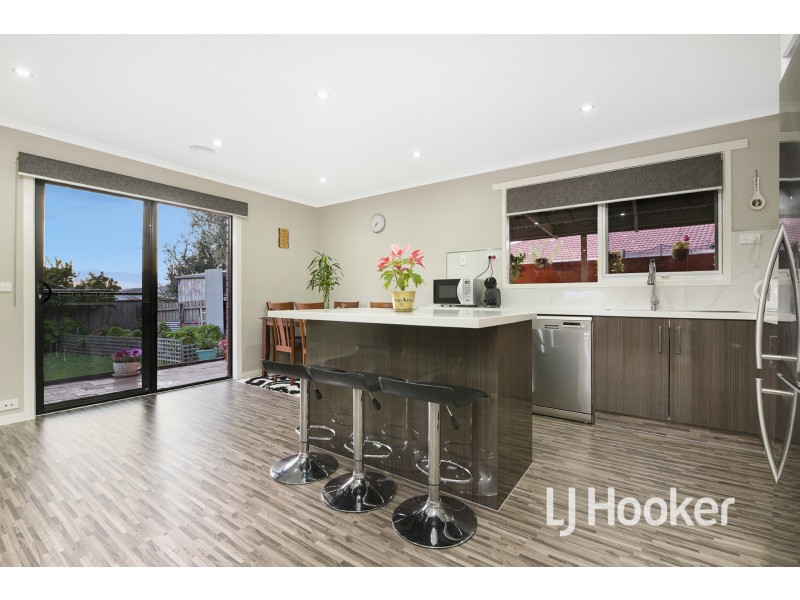 1 Dianna Court, Hampton Park VIC 3976