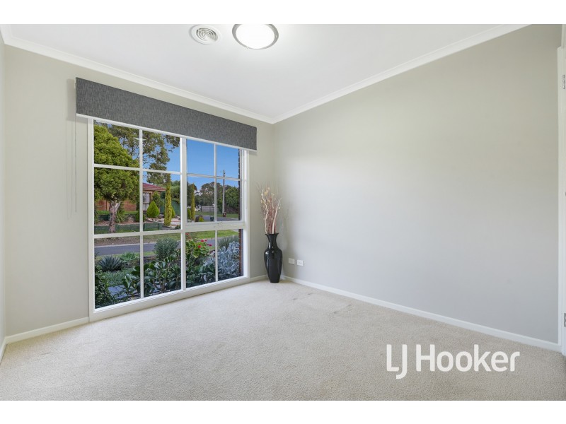 1 Dianna Court, Hampton Park VIC 3976