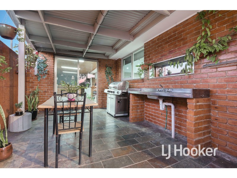 1 Dianna Court, Hampton Park VIC 3976