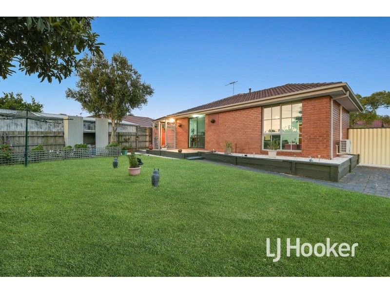 1 Dianna Court, Hampton Park VIC 3976