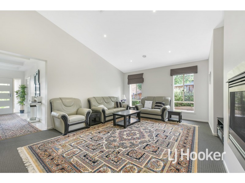 42 Majestic Drive, Officer VIC 3809
