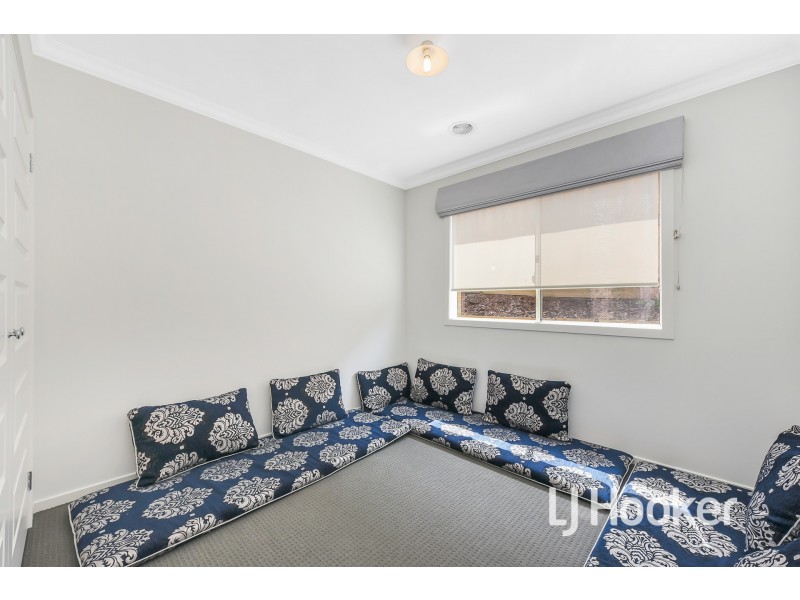 42 Majestic Drive, Officer VIC 3809