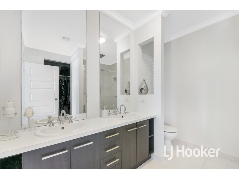 42 Majestic Drive, Officer VIC 3809