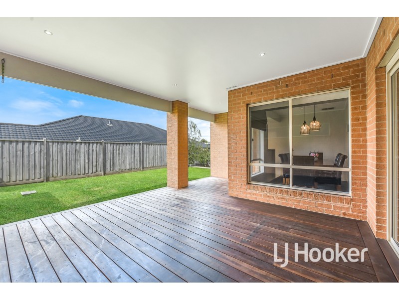 42 Majestic Drive, Officer VIC 3809