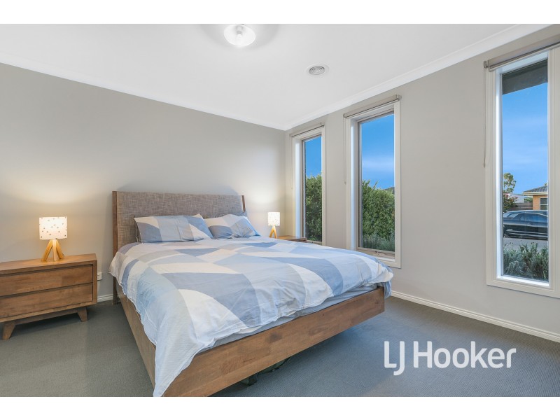 9 Wesson Way, Cranbourne East VIC 3977