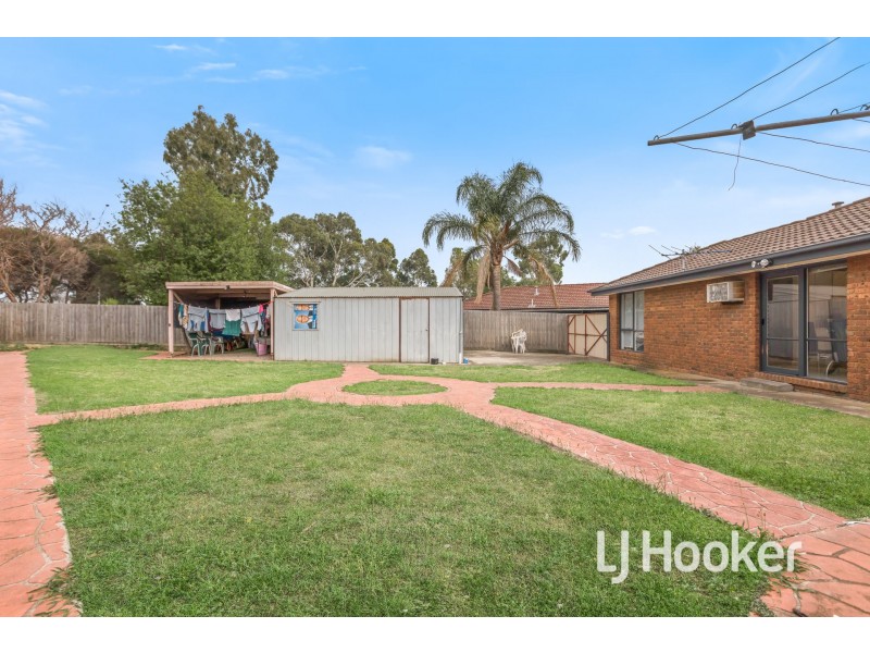 18 Kylie Court, Hampton Park VIC 3976