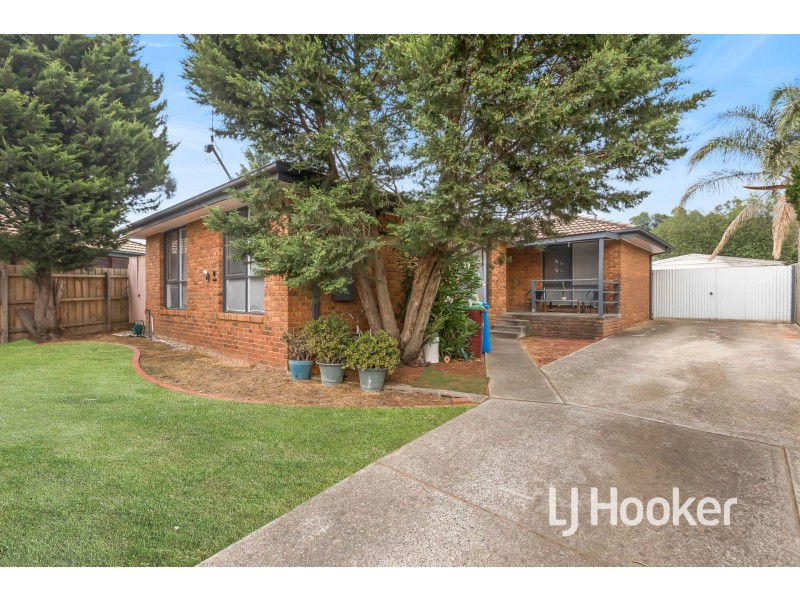 18 Kylie Court, Hampton Park VIC 3976
