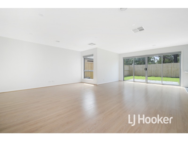 2/57 Brunnings Road, Carrum Downs VIC 3201