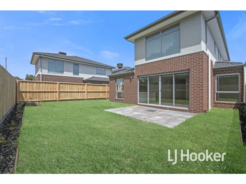 2/57 Brunnings Road, Carrum Downs VIC 3201