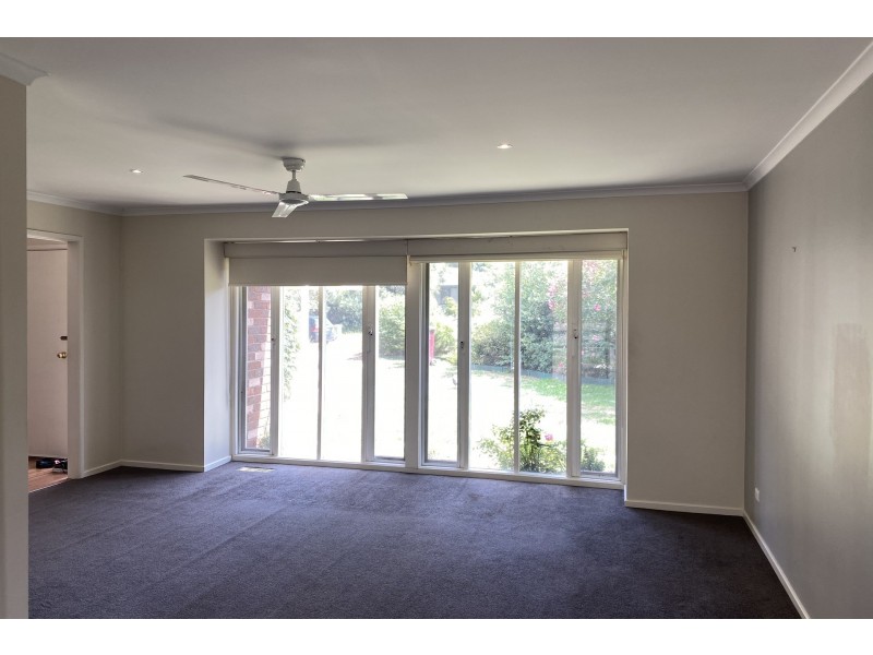 9 Malanda Court, Berwick VIC 3806