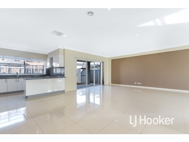 6/5 Tarella Street, Hampton Park VIC 3976
