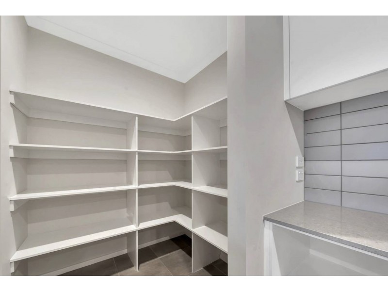 136 Fiorelli Boulevard, Cranbourne East VIC 3977