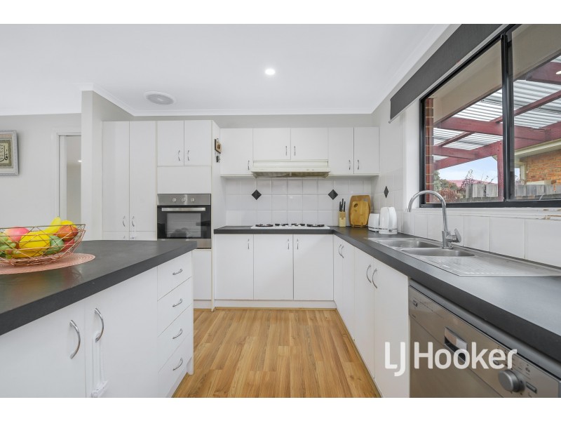 12 Bluegum Way, Hampton Park VIC 3976