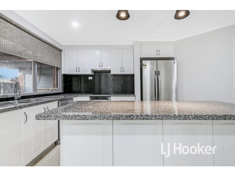 7 Brunel Court, Hampton Park VIC 3976