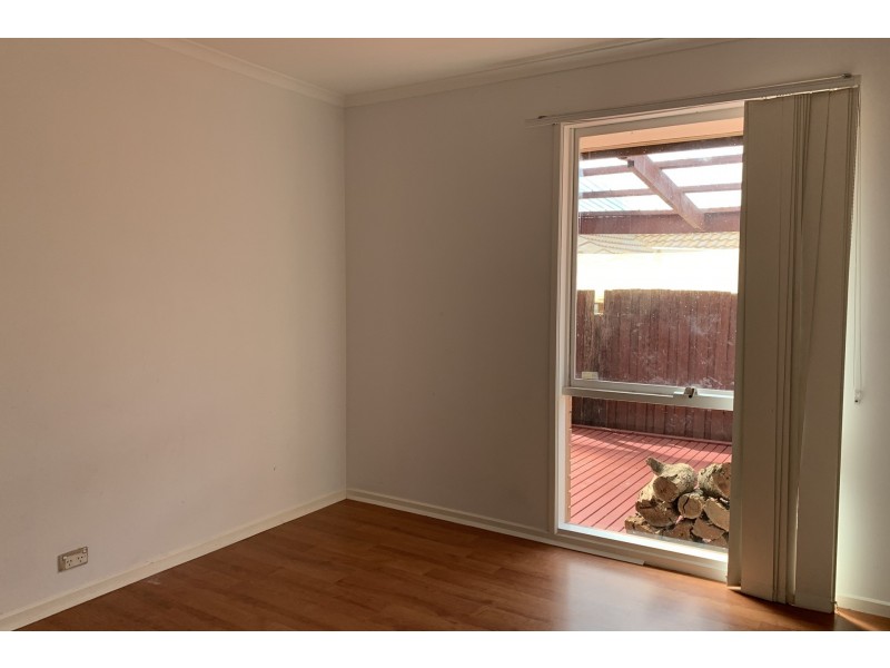 11 Bill Place, Hampton Park VIC 3976