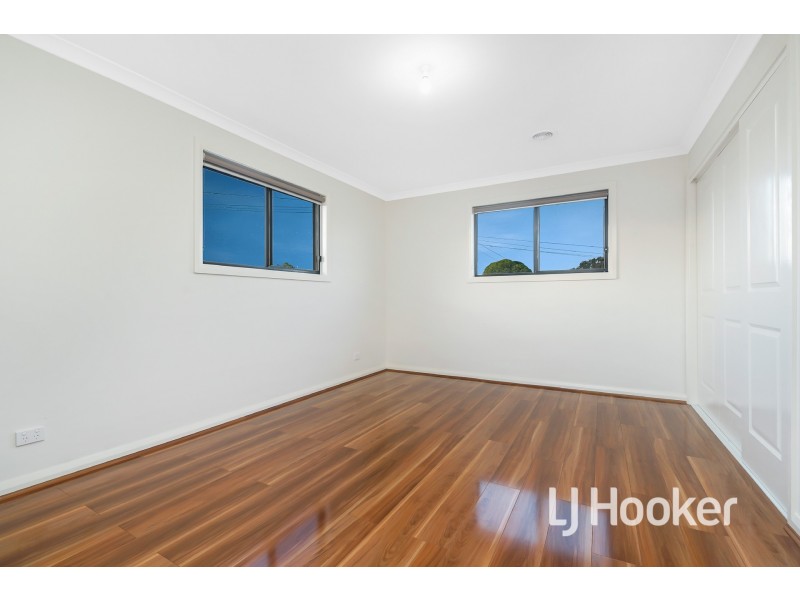36 Booth Crescent, Dandenong North VIC 3175
