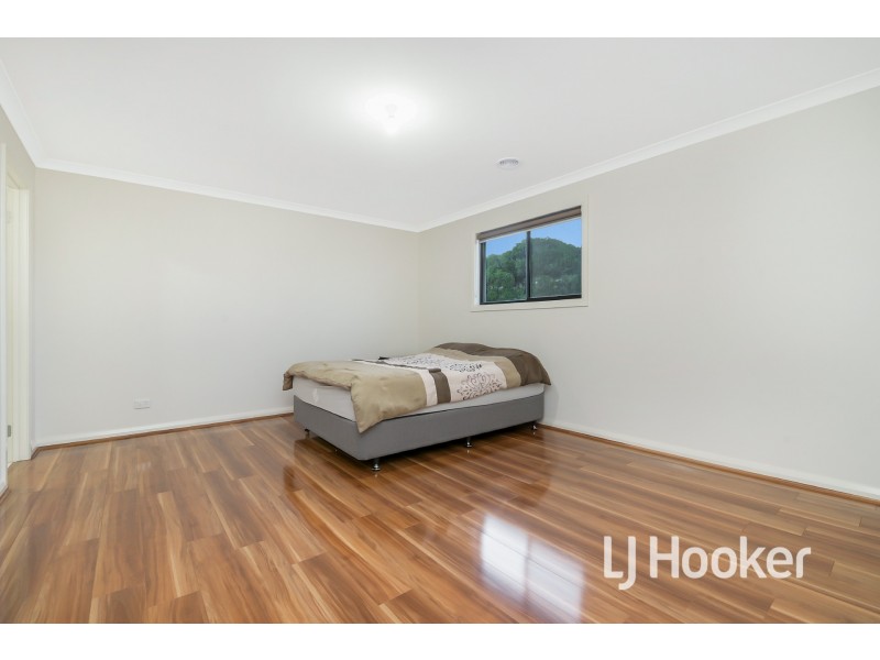 36 Booth Crescent, Dandenong North VIC 3175